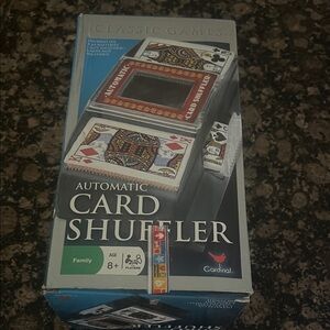 Cardinal Automatic Card Shuffler - Black and Silver